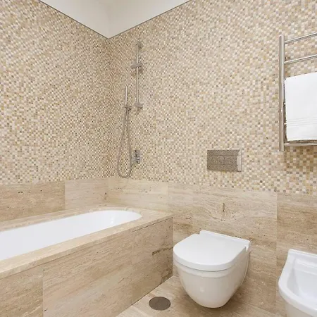 Center Prestigious Avenue Liberdade & Garage Appartement Lissabon